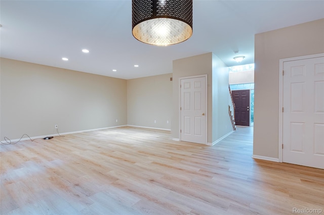 1387 Hartland Dr, Troy, MI 48083 - photo 22