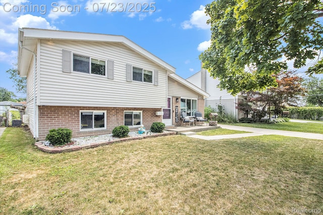 30242 Bluehill St, Roseville, MI 48066 - photo 2