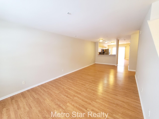 1418 Ashford Ct, Troy, MI 48084 - photo 3
