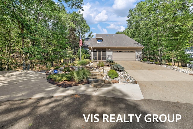 18860 Piney Point Dr, Spring Lake, MI 49456 - photo 3