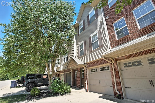 2206 Knotty Pine Trl, Howell, MI 48855 - photo 2