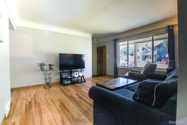 1002 E Windemere Ave, Royal Oak, MI 48073 - photo 9