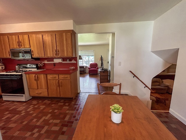 12613 Holly Rd, Grand Blanc, MI 48439 - photo 9