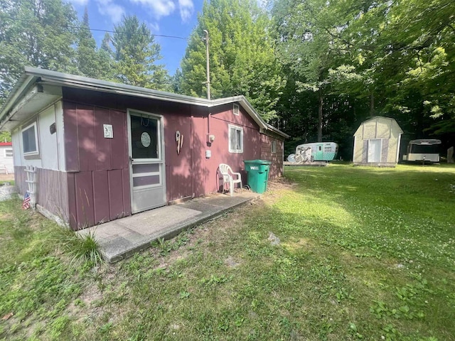 5237 Hamilton Rd, Harrison, MI 48625 - photo 1