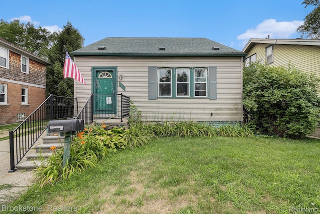 392 E Cambourne St, Ferndale, MI 48220 - photo 2
