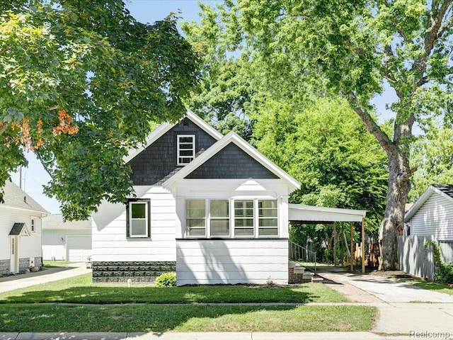 1607 Howard St, Port Huron, MI 48060 - photo 1