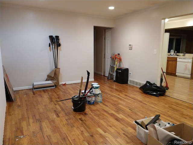 30469 Winthrop Dr, Madison Heights, MI 48071 - photo 23