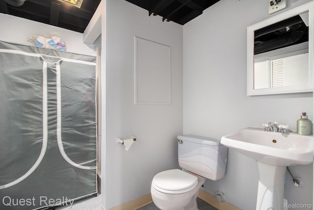 8218 Clay Ct, Sterling Heights, MI 48313 - photo 22
