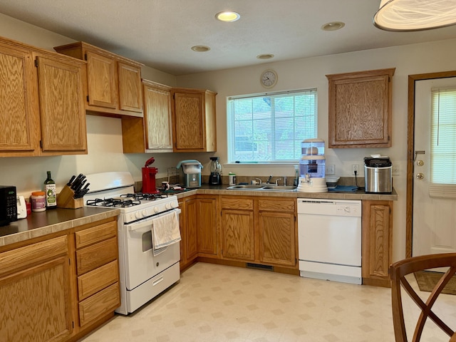 418 6th St, Manistee, MI 49660 - photo 15