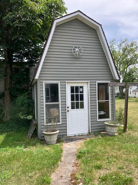 132 Whitelam St, Bad Axe, MI 48413 - photo 5