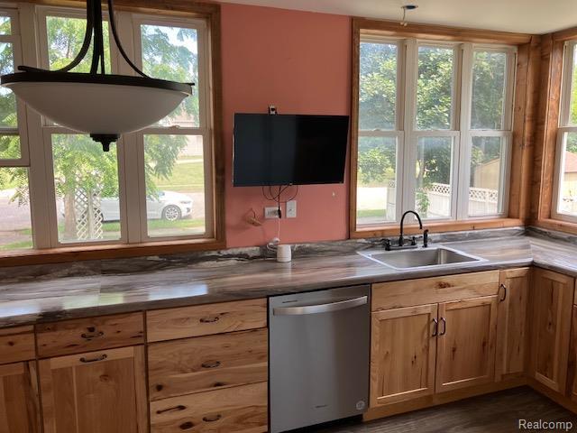 132 Whitelam St, Bad Axe, MI 48413 - photo 8