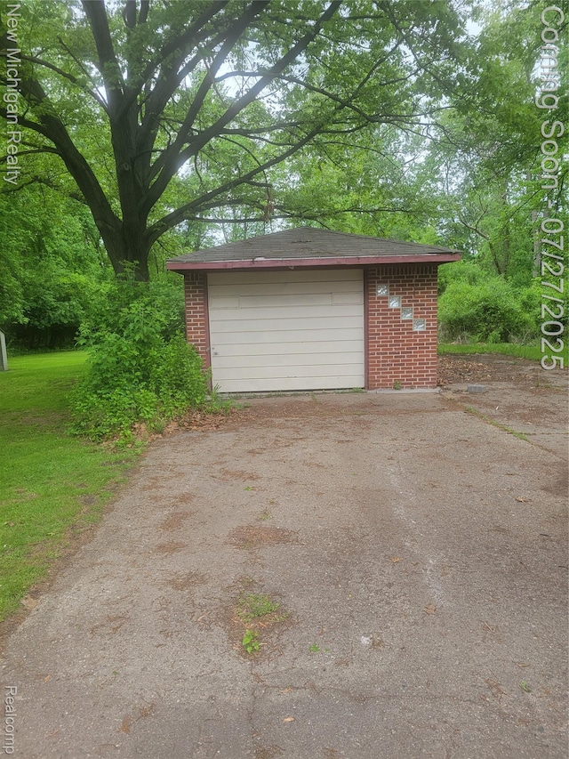 21550 Duns Scotus St, Southfield, MI 48075 - photo 4