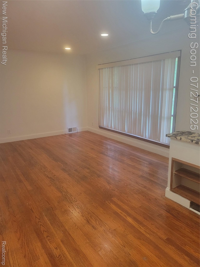 21550 Duns Scotus St, Southfield, MI 48075 - photo 5