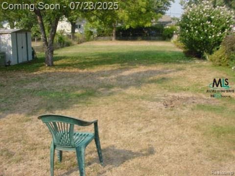 21625 Trombly St, Saint Clair Shores, MI 48080 - photo 10