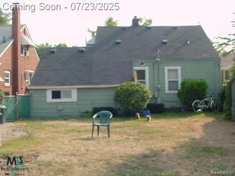 21625 Trombly St, Saint Clair Shores, MI 48080 - photo 2