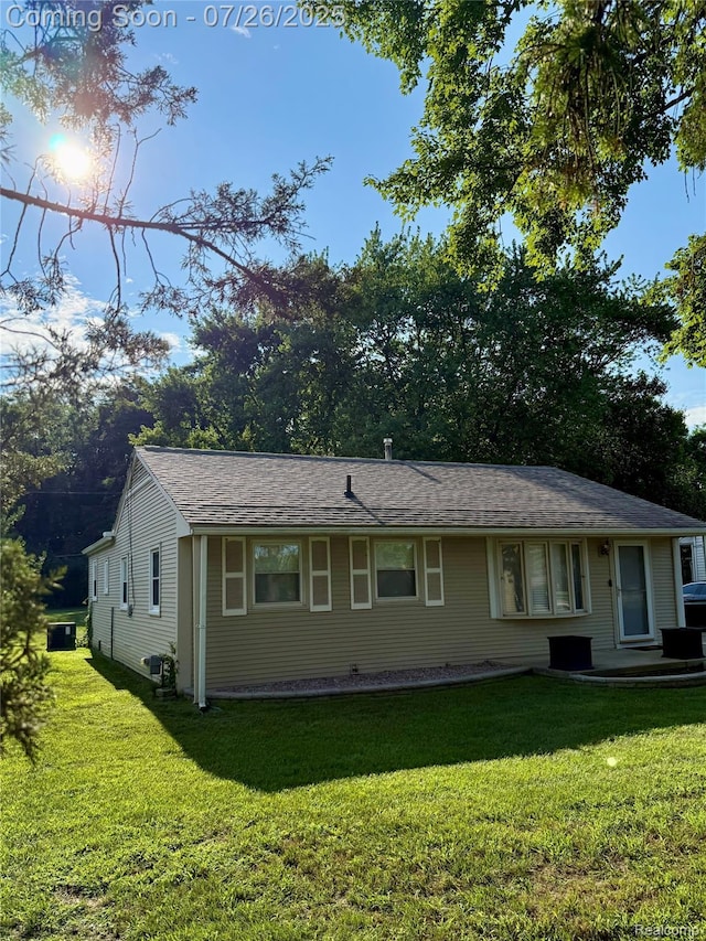 8673 N Hix Rd, Westland, MI 48185 - photo 5
