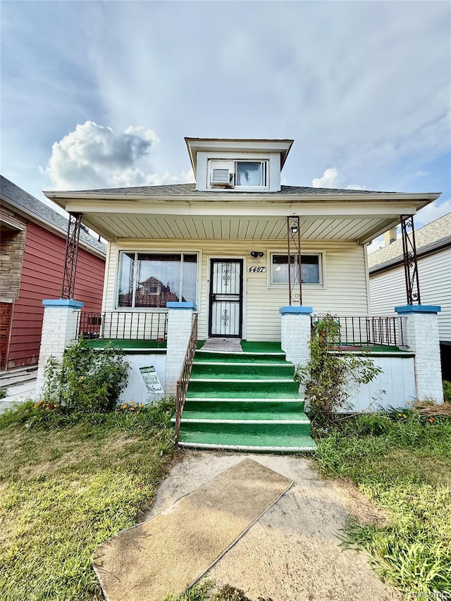 4487 Fredro St, Hamtramck, MI 48212 - photo 2