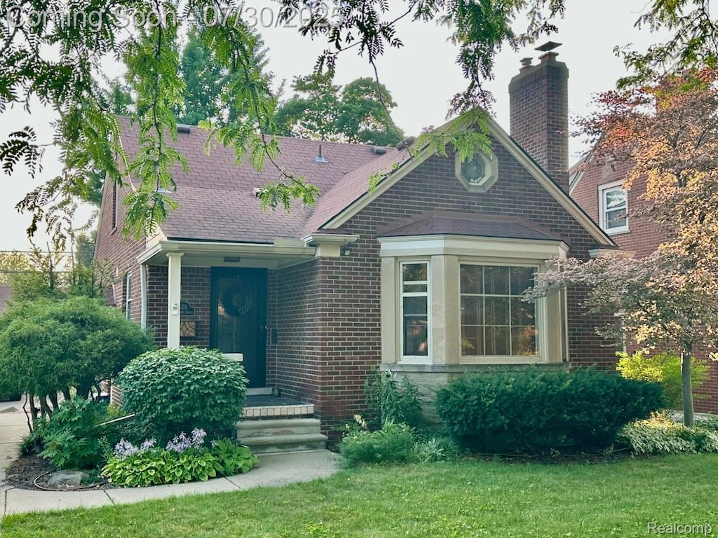 328 Beechmont St, Dearborn, MI 48124 - photo 1