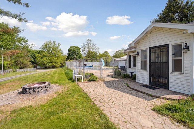 1045 Orne St, Jackson, MI 49203 - photo 2