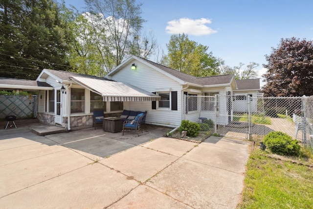 1045 Orne St, Jackson, MI 49203 - photo 5