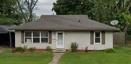 2211 Roseland Ave, Kalamazoo, MI 49001 - photo 1