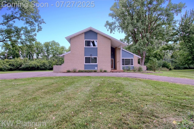 29300 Murray Crescent Dr, Southfield, MI 48076 - photo 2