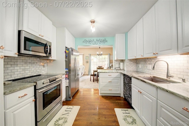 811 Woodridge Hills Dr, Brighton, MI 48116 - photo 5