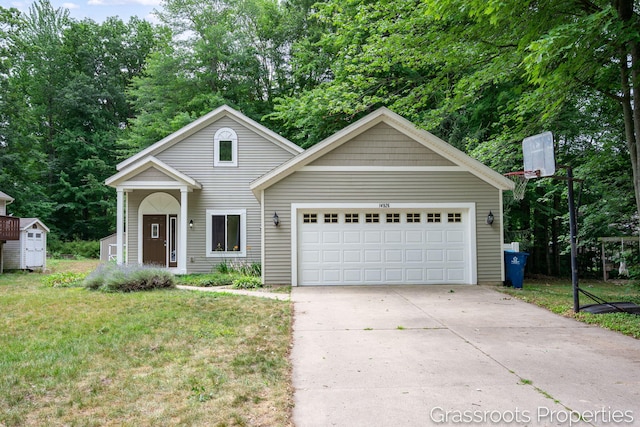 14926 Minetta Ave, Spring Lake, MI 49456 - photo 1