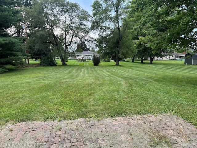 2053 Lillian Dr, Imlay City, MI 48446 - photo 16