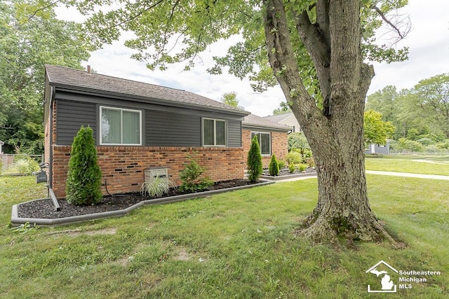 1693 Woodbridge Ct, Canton, MI 48188 - photo 32