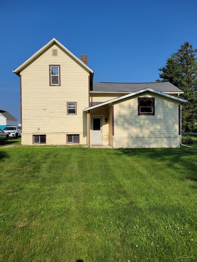 340 S Elm St, Hemlock, MI 48626 - photo 2