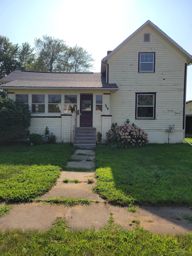 340 S Elm St, Hemlock, MI 48626 - photo 1