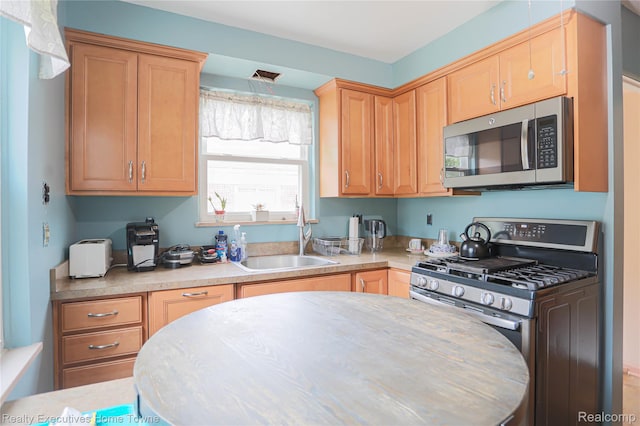 22757 Rausch Ave, Eastpointe, MI 48021 - photo 18
