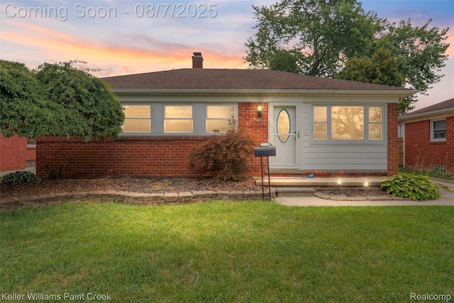 29401 Tamarack Dr, Flat Rock, MI 48134 - photo 1