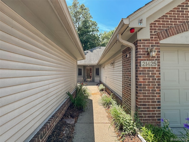 21425 Archwood Cir, Farmington Hills, MI 48336 - photo 5