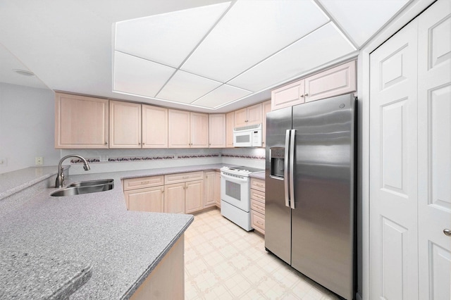 2115 Nature Cove Ct Unit 202, Ann Arbor, MI 48104 - photo 8