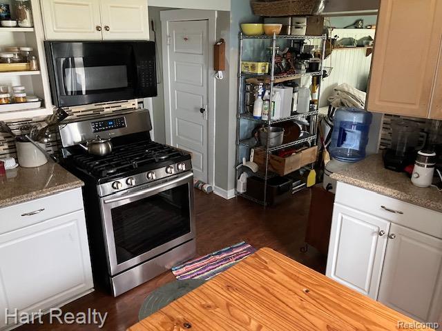 6146 N Branch Rd, North Branch, MI 48461 - photo 2