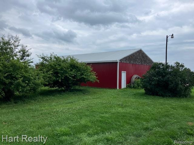 6146 N Branch Rd, North Branch, MI 48461 - photo 10