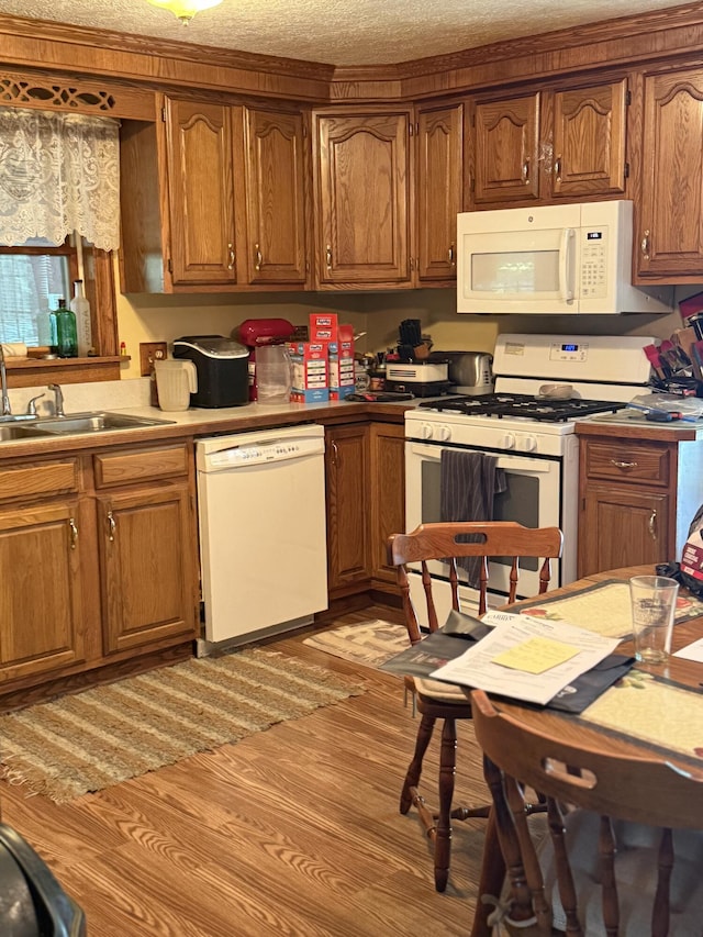15940 Elmira St, Lansing, MI 48906 - photo 10