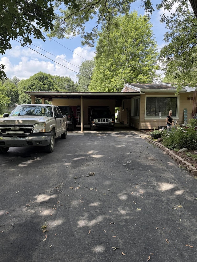 15940 Elmira St, Lansing, MI 48906 - photo 24