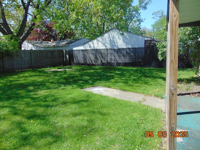 26084 Tawas St, Madison Heights, MI 48071 - photo 14