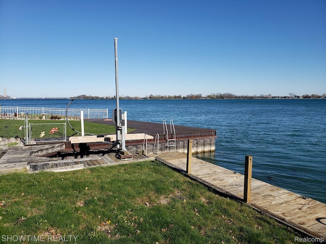 326 N Market St, Marine City, MI 48039 - photo 1