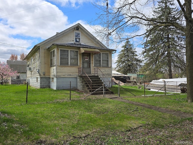 1315 Mitchell St, Jackson, MI 49203 - photo 2