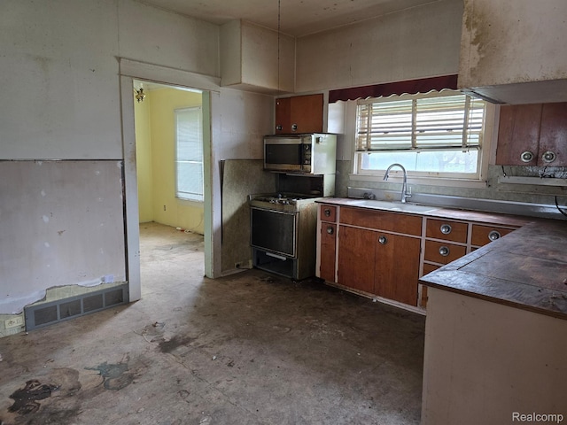 1315 Mitchell St, Jackson, MI 49203 - photo 22