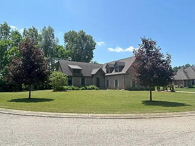 11904 Moose Ridge Dr, South Lyon, MI 48178 - photo 3
