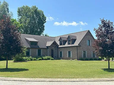 11904 Moose Ridge Dr, South Lyon, MI 48178 - photo 2