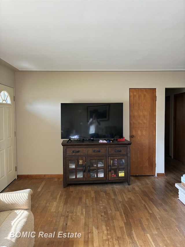 12066 Oak St, Birch Run, MI 48415 - photo 6