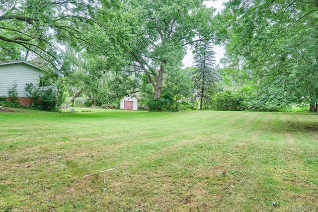 1154 Beth Dr, Lapeer, MI 48446 - photo 4