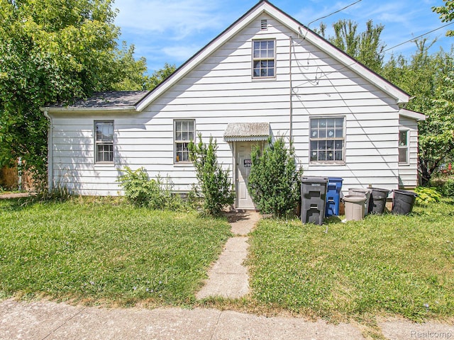 701 Waldman Ave, Flint, MI 48507 - photo 1