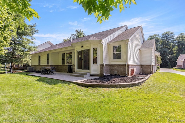 13662 Cobblestone Creek Dr, Dearborn, MI 48111 - photo 38
